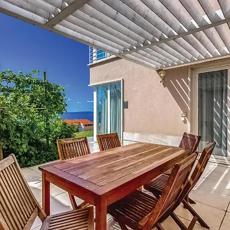 Awesome In With 3 Bedrooms, Wifi And Swimming Pool